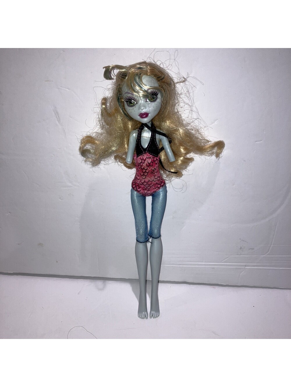 2008 G1 Monster High ~ First Wave ~ Lagoona Blue Doll ~ w/ Gold Elastics